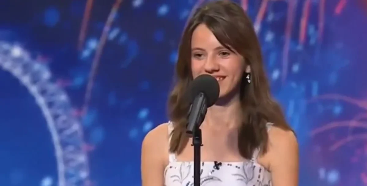😱🌟 The Judges Saw a Shy 12-Year-Old—Then Faryl Smith Sang “Ave Maria” and Everything Changed