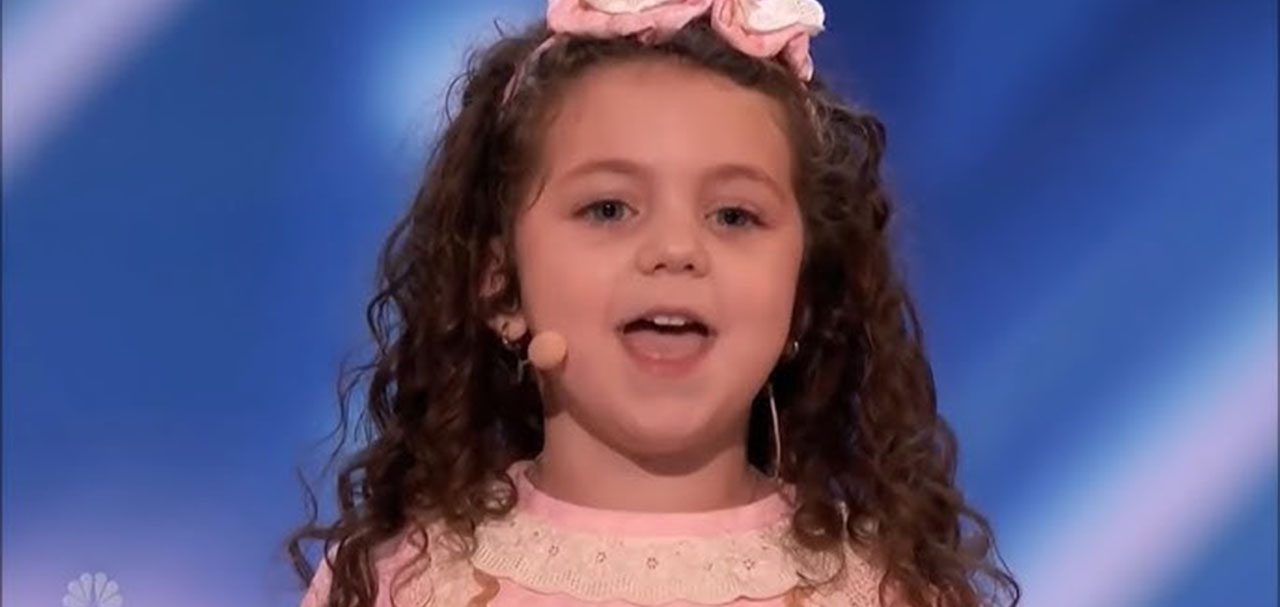 The Toughest Judge Melted When This 5-Year-Old Sang An Unexpected Classic The Toughest Judge Melted When This 5-Year-Old Sang An Unexpected Classic